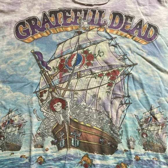 Very rare vintage 1993 Grateful Dead ship of fools shirt